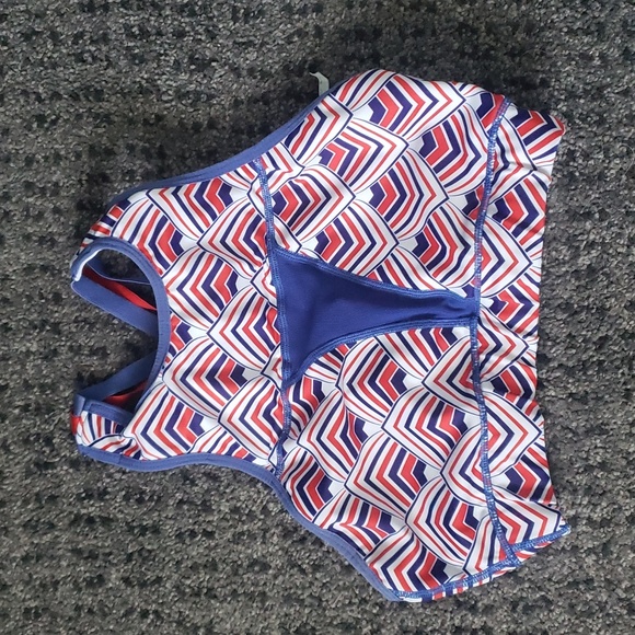 Chestee Women's Lifting Sports Bra - Picture 1 of 6